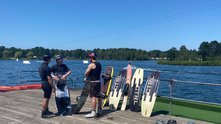 Waterskicentrum de Kempervennen Westerhoven afbeelding 2